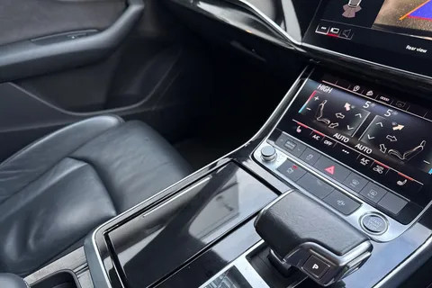 15 of 57 for Audi Q7 Black Edition 50 TDI quattro 286 PS tiptronic