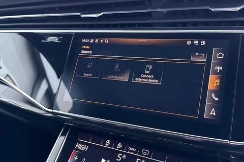 38 of 57 for Audi Q7 Black Edition 50 TDI quattro 286 PS tiptronic