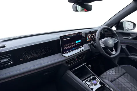  Volkswagen Tiguan 2.0 TDI R-Line DSG Euro 6 (s/s) 5dr Thumbnail #15