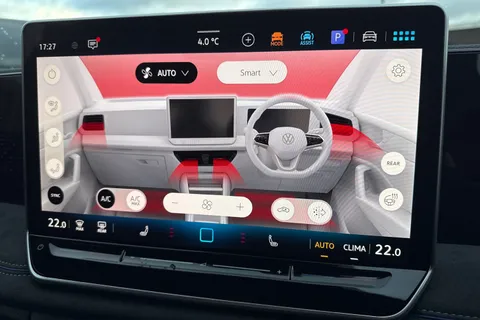  Volkswagen Tiguan 2.0 TDI R-Line DSG Euro 6 (s/s) 5dr Thumbnail #22