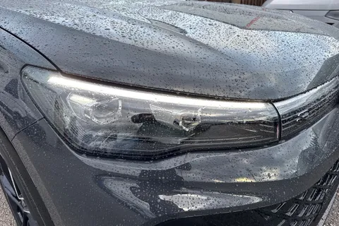  Volkswagen Tiguan 2.0 TDI R-Line DSG Euro 6 (s/s) 5dr Thumbnail #26