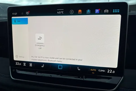  Volkswagen Tiguan 2.0 TDI R-Line DSG Euro 6 (s/s) 5dr Thumbnail #52