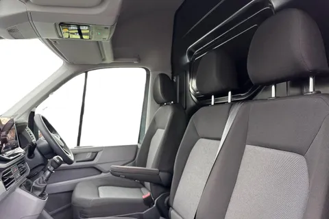 ML74CRJ Volkswagen Crafter 2.0 TDI 140PS Commerce Plus High Roof Van Thumbnail #11