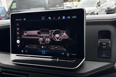 MF74OFP Volkswagen Crafter 2.0TDI (140PS) CR35 MWB Manual Thumbnail #19