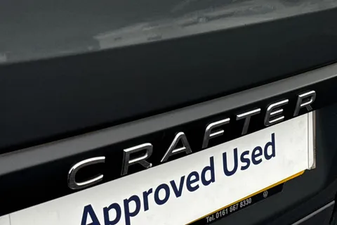 ML74CRJ Volkswagen Crafter 2.0 TDI 140PS Commerce Plus High Roof Van Thumbnail #29