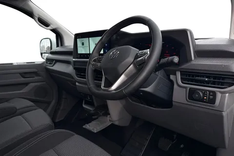 MF75FCL Volkswagen Transporter 2.0 TDI 150 Commerce Pro Van Auto Thumbnail #8