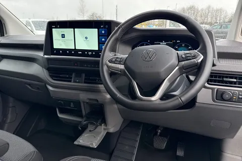 MF75FCL Volkswagen Transporter 2.0 TDI 150 Commerce Pro Van Auto Thumbnail #13