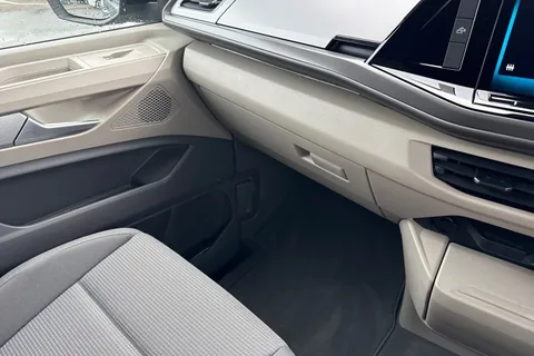 DF75VGX Volkswagen California 2.0 TDI Beach Camper 5dr DSG Thumbnail #20