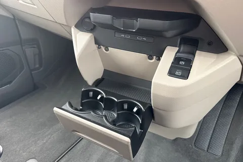 DF75VGX Volkswagen California 2.0 TDI Beach Camper 5dr DSG Thumbnail #23