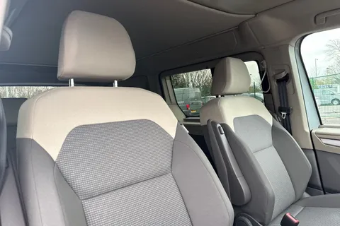 DF75VGX Volkswagen California 2.0 TDI Beach Camper 5dr DSG Thumbnail #24