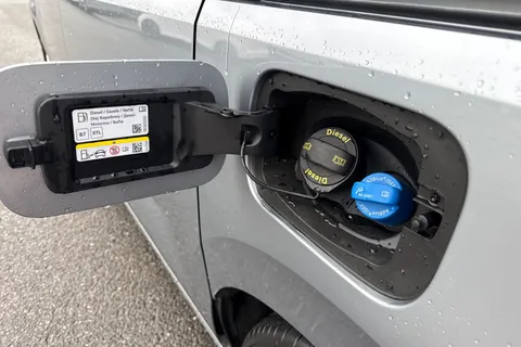 DF75VGX Volkswagen California 2.0 TDI Beach Camper 5dr DSG Thumbnail #25