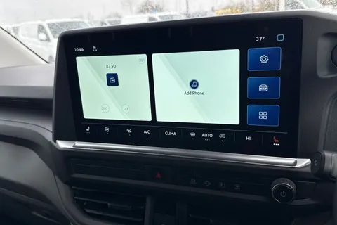 MF75FCL Volkswagen Transporter 2.0 TDI 150 Commerce Pro Van Auto Thumbnail #36