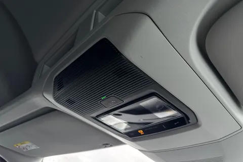 MJ74HBU Volkswagen Crafter 2.0 TDI 140PS Commerce Plus High Roof Van Thumbnail #33