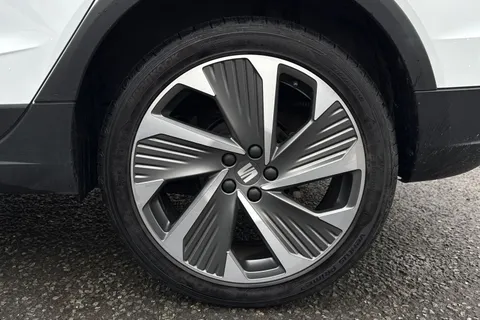 DG24HCC SEAT Arona 1.0 TSI FR Sport Euro 6 (s/s) 5dr Thumbnail #12