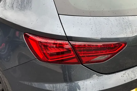 CK20JYV SEAT Leon 1.5 TSI EVO FR Black Edition Euro 6 (s/s) 5dr Thumbnail #27