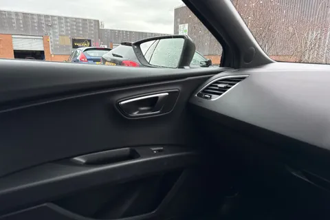 CK20JYV SEAT Leon 1.5 TSI EVO FR Black Edition Euro 6 (s/s) 5dr Thumbnail #32