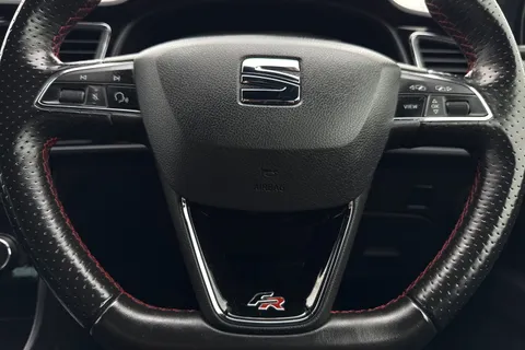 CK20JYV SEAT Leon 1.5 TSI EVO FR Black Edition Euro 6 (s/s) 5dr Thumbnail #36