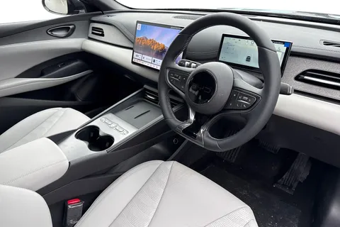  BYD Seal 6 1.5 DM-i 10kWh Boost CVT Auto Euro 6 (s/s) 5dr Thumbnail #8