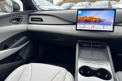  BYD Seal 6 1.5 DM-i 10kWh Boost CVT Auto Euro 6 (s/s) 5dr Thumbnail #15