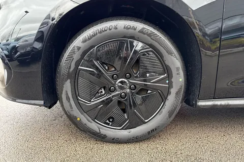  BYD Seal 6 1.5 DM-i 10kWh Boost CVT Auto Euro 6 (s/s) 5dr Thumbnail #24