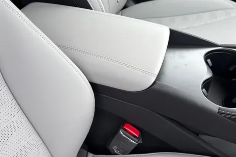  BYD Seal 6 1.5 DM-i 10kWh Boost CVT Auto Euro 6 (s/s) 5dr Thumbnail #57