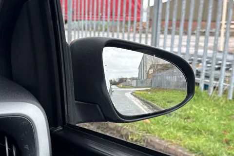 21 of 40 for Toyota Aygo 1.0 VVT-i x-play Euro 6 5dr