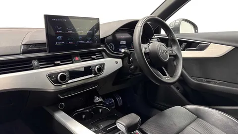 YF72JXM Audi A4 S line 35 TFSI  150 PS S tronic Thumbnail #2