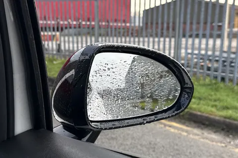 20 of 40 for Vauxhall Corsa 1.4i ecoFLEX Limited Edition Euro 6 3dr