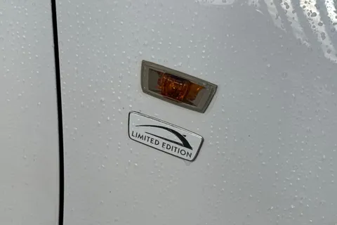 29 of 40 for Vauxhall Corsa 1.4i ecoFLEX Limited Edition Euro 6 3dr