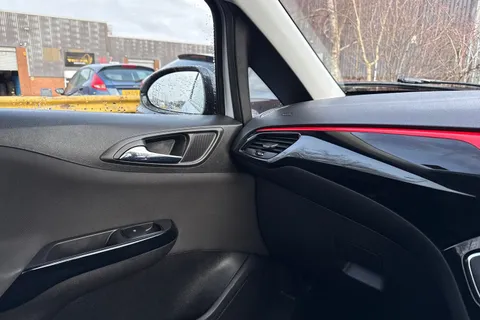 33 of 40 for Vauxhall Corsa 1.4i ecoFLEX Limited Edition Euro 6 3dr