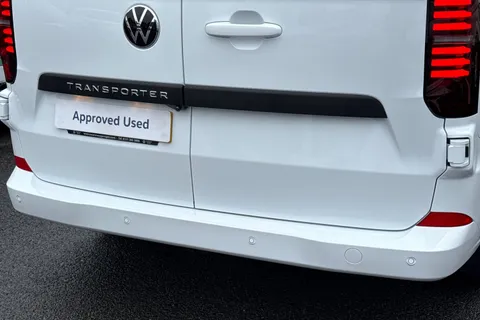 37 of 64 for Volkswagen Transporter Commerce Plus 2.0 TDI 110 PS 6sp Manual