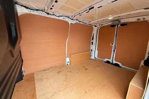 43 of 64 for Volkswagen Transporter Commerce Plus 2.0 TDI 110 PS 6sp Manual