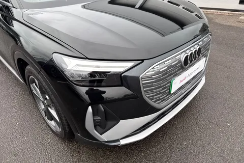 DF23NHB Audi Q4 e-tron Q4 Sportback S line 40 e-tron  150,00 kW Thumbnail #9