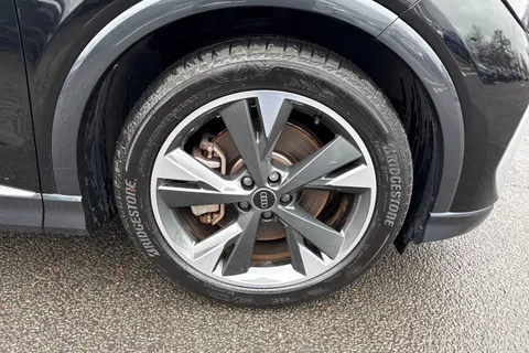 DF23NHB Audi Q4 e-tron Q4 Sportback S line 40 e-tron  150,00 kW Thumbnail #10