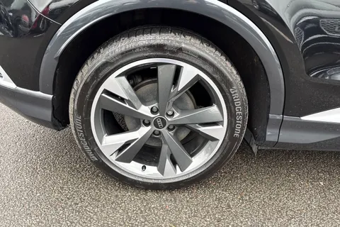 13 of 58 for Audi Q4 e-tron Q4 Sportback S line 40 e-tron 150,00 kW