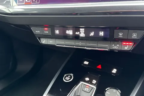 22 of 58 for Audi Q4 e-tron Q4 Sportback S line 40 e-tron 150,00 kW