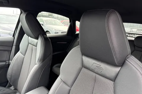 24 of 58 for Audi Q4 e-tron Q4 Sportback S line 40 e-tron 150,00 kW