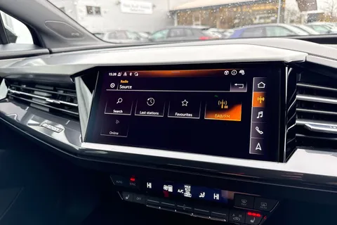 36 of 58 for Audi Q4 e-tron Q4 Sportback S line 40 e-tron 150,00 kW