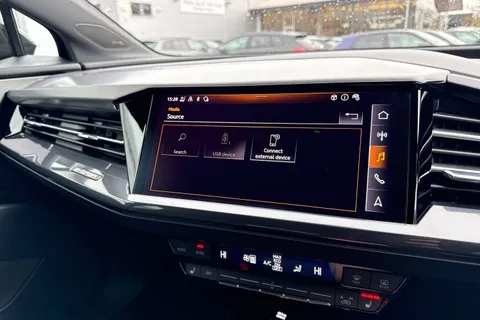 38 of 58 for Audi Q4 e-tron Q4 Sportback S line 40 e-tron 150,00 kW