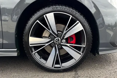 MK22HYN Volkswagen Golf 2.0 TDI 200 GTD 5dr DSG Thumbnail #9