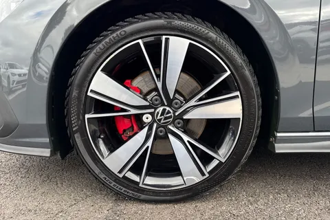 MK22HYN Volkswagen Golf 2.0 TDI 200 GTD 5dr DSG Thumbnail #10