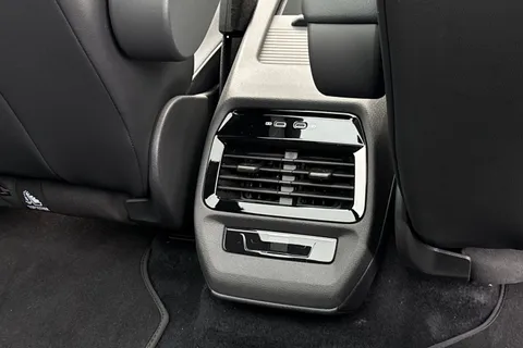 DA25BSU Volkswagen ID.5 128kW Max Pro 77kWh 5dr Auto | Rear Camera | ACC Thumbnail #44