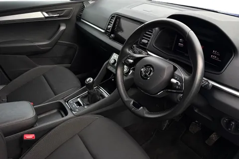 OY72MSX Škoda Karoq 1.0 TSI SE Drive Euro 6 (s/s) 5dr Thumbnail #9