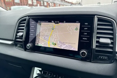 OY72MSX Škoda Karoq 1.0 TSI SE Drive Euro 6 (s/s) 5dr Thumbnail #13