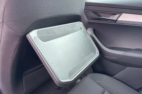 OY72MSX Škoda Karoq 1.0 TSI SE Drive Euro 6 (s/s) 5dr Thumbnail #28