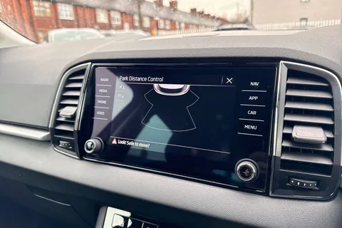 OY72MSX Škoda Karoq 1.0 TSI SE Drive Euro 6 (s/s) 5dr Thumbnail #39