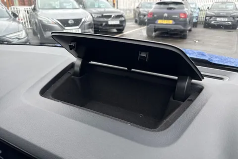 OY72MSX Škoda Karoq 1.0 TSI SE Drive Euro 6 (s/s) 5dr Thumbnail #42