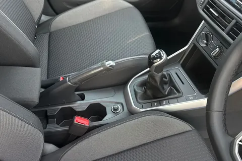 MV75ULX Volkswagen Taigo 1.0 TSI Life 5dr Thumbnail #23