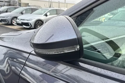 MV75ULX Volkswagen Taigo 1.0 TSI Life 5dr Thumbnail #26