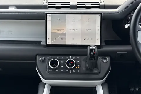 KW74HFC Land Rover Defender 110 3.0 D350 X-Dynamic HSE 5dr Thumbnail #16